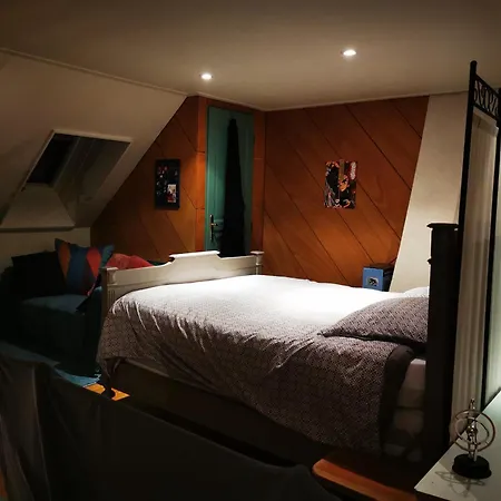 Maison Du Domaine Des Garde Bousset Holiday home *